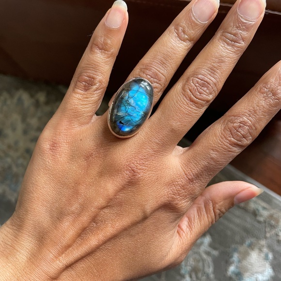 Statement Ring - Natural Labradorite -925 Sterling silver sizes  (US 7.5,8,8.5) - Picture 8 of 13